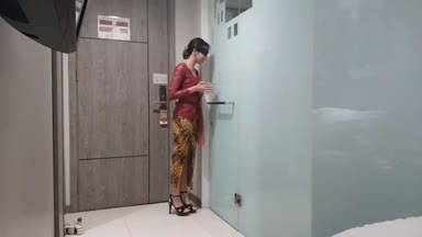 Nonton Bokep Indo Wanita Kebaya Di Hotel