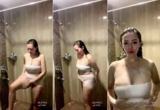 Nonton Bokep Indo Naora Live Mandi Toket Bulet Hot