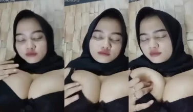 Nonton Bokep Indo Hijab Tobrut Colemk Sampe Becek